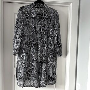 Addition Elle Black and White Floral Button-Up Shirt Cover Up size 18.